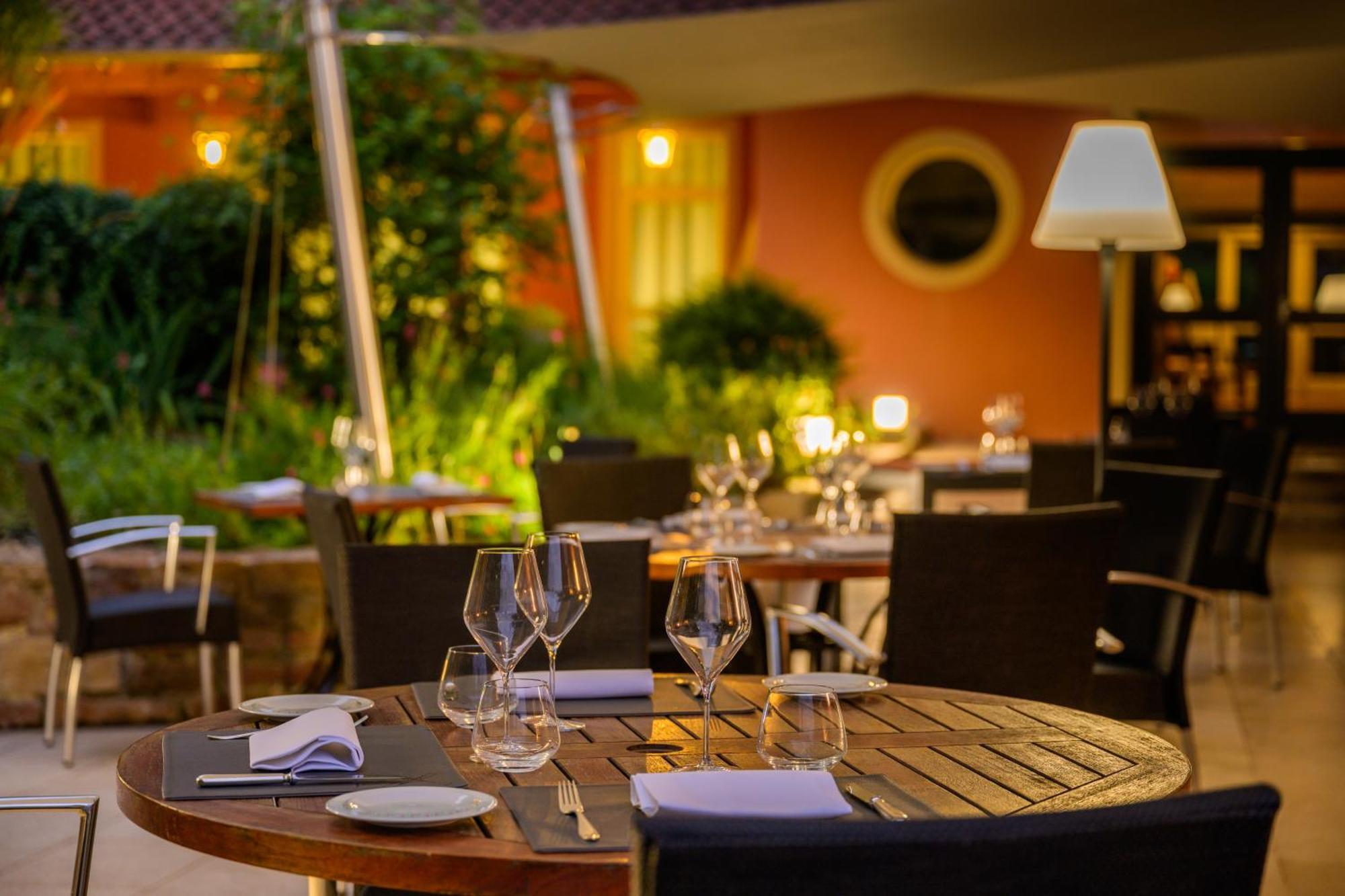 Hotel Le Moulin Du Gastronome Charnay-lès-Mâcon Zewnętrze zdjęcie