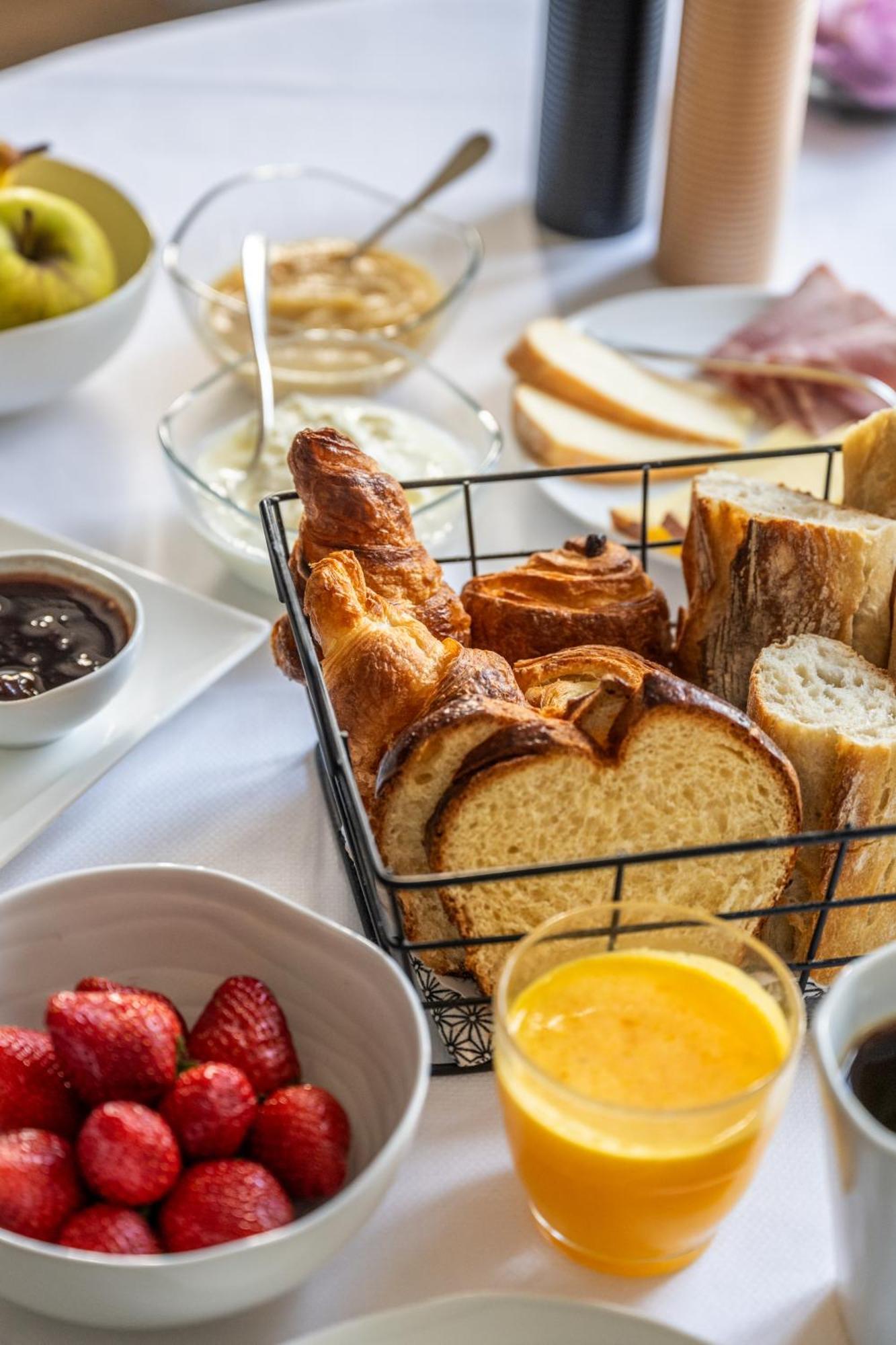 Hotel Le Moulin Du Gastronome Charnay-lès-Mâcon Zewnętrze zdjęcie